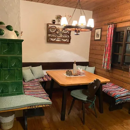 Ema Apartment